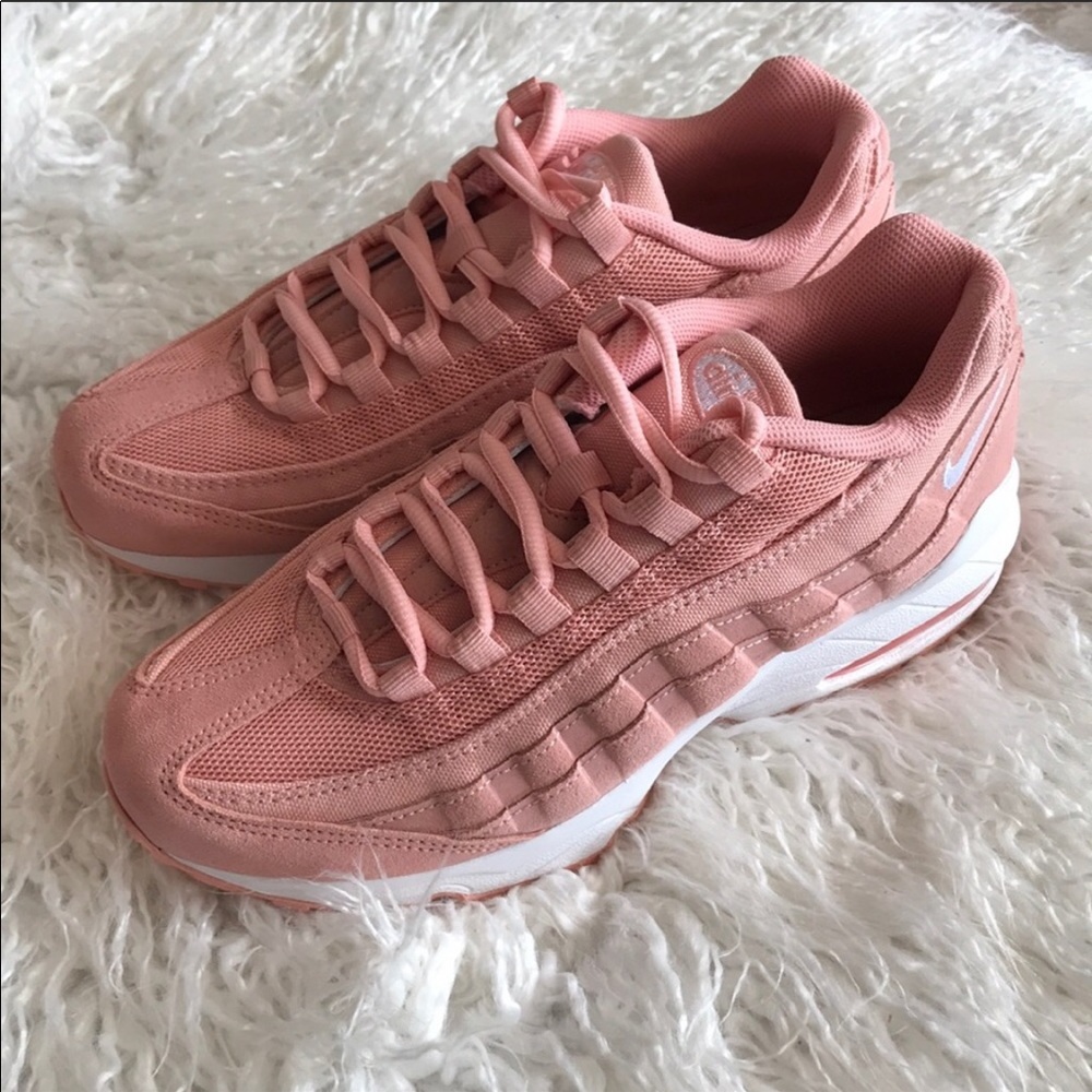 NWT Nike Air Max 95 Suede Pink - Picture 6 of 8